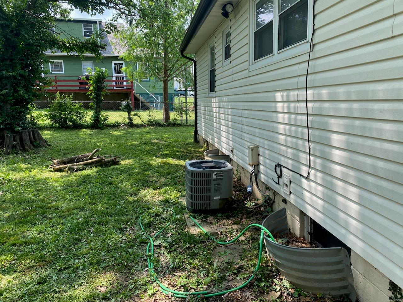 376 Bluff Drive Riverview, MO 63137 - Photo 16 of 18