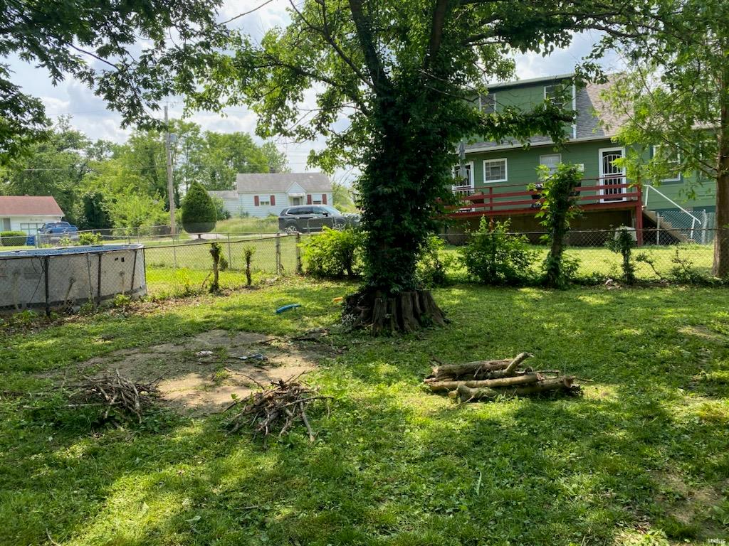 376 Bluff Drive Riverview, MO 63137 - Photo 17 of 18