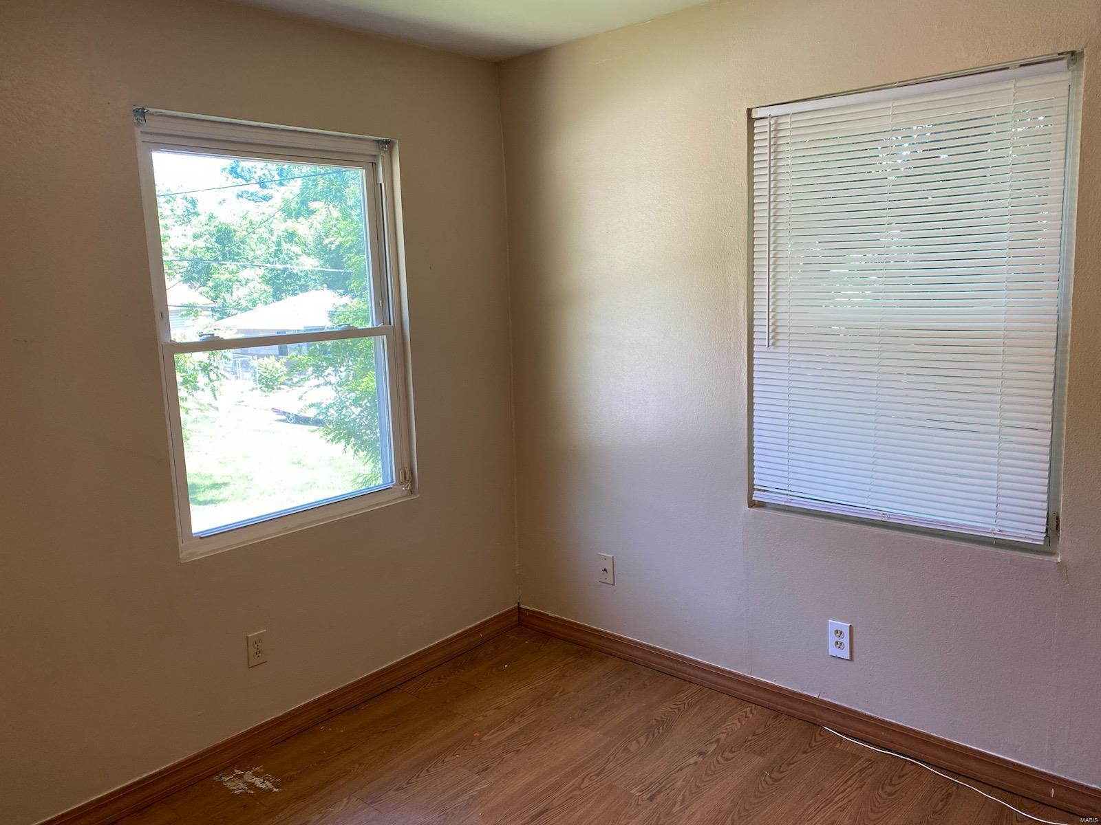 376 Bluff Drive Riverview, MO 63137 - Photo 8 of 18