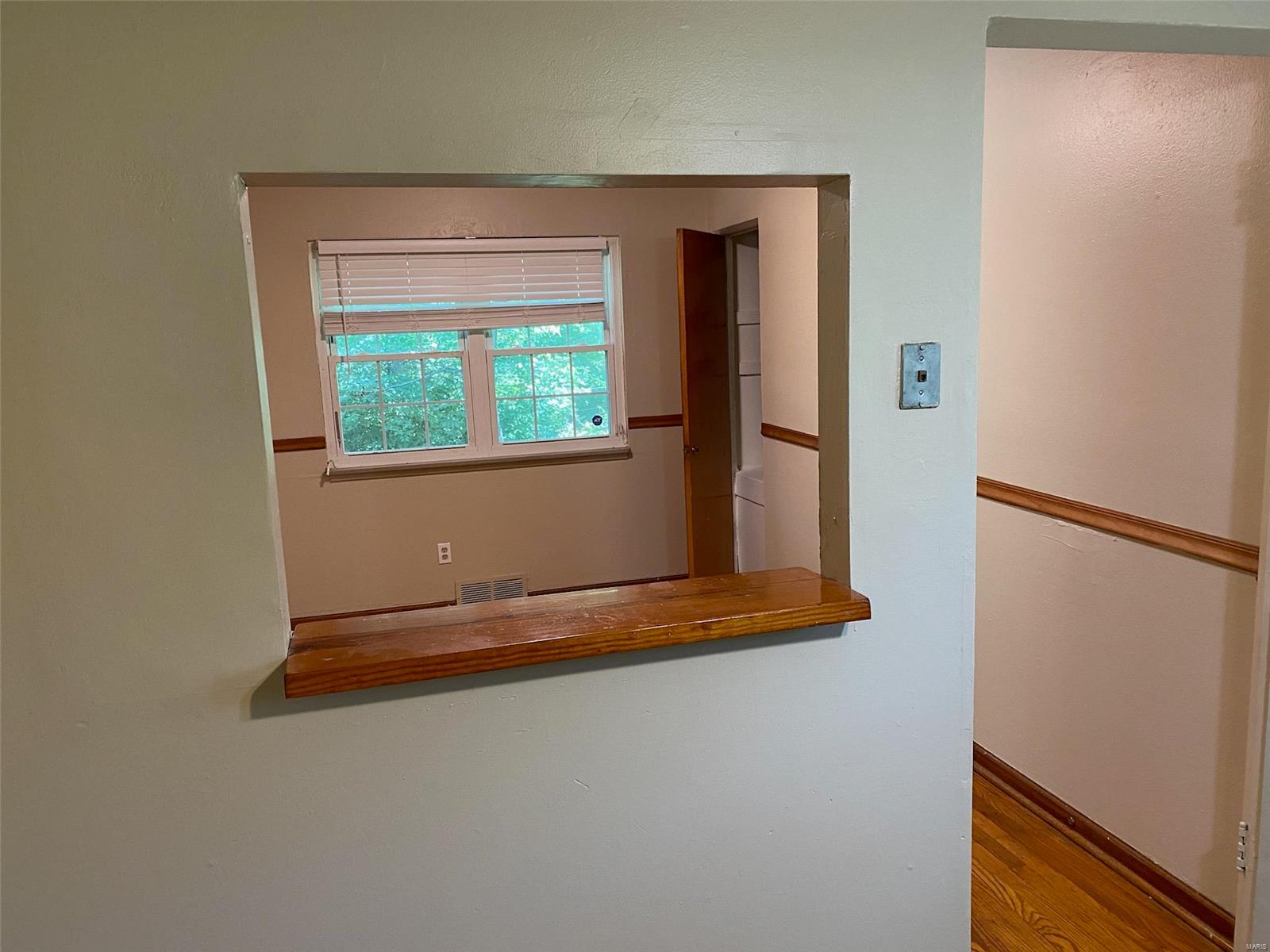 376 Bluff Drive Riverview, MO 63137 - Photo 10 of 18