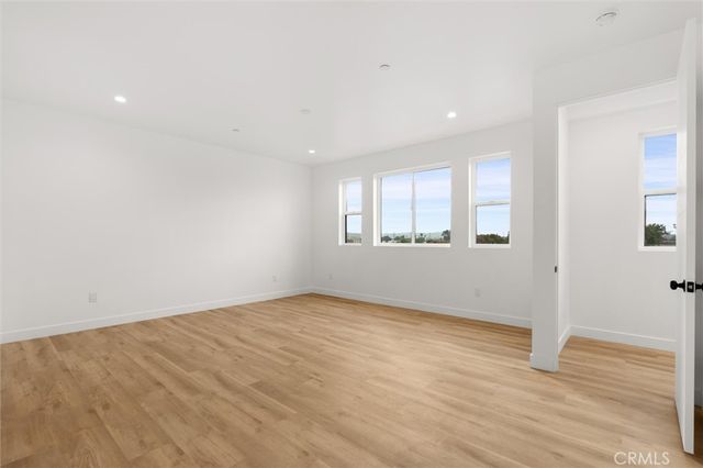 $979,000 | 11410 Calvert Street, North Hollywood, CA 91606