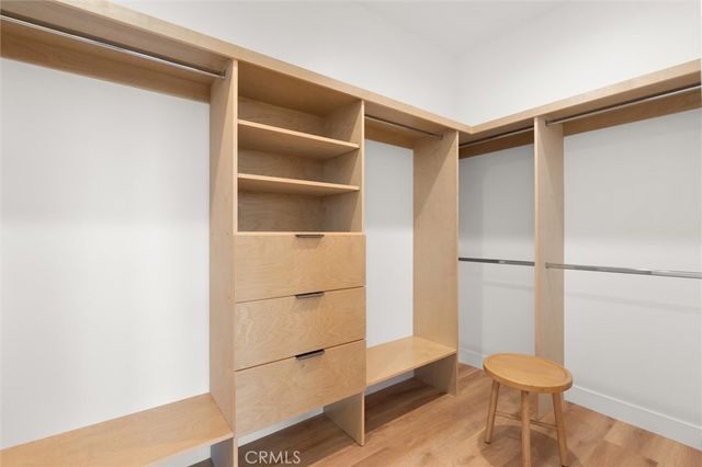 $979,000 | 11410 Calvert Street, North Hollywood, CA 91606