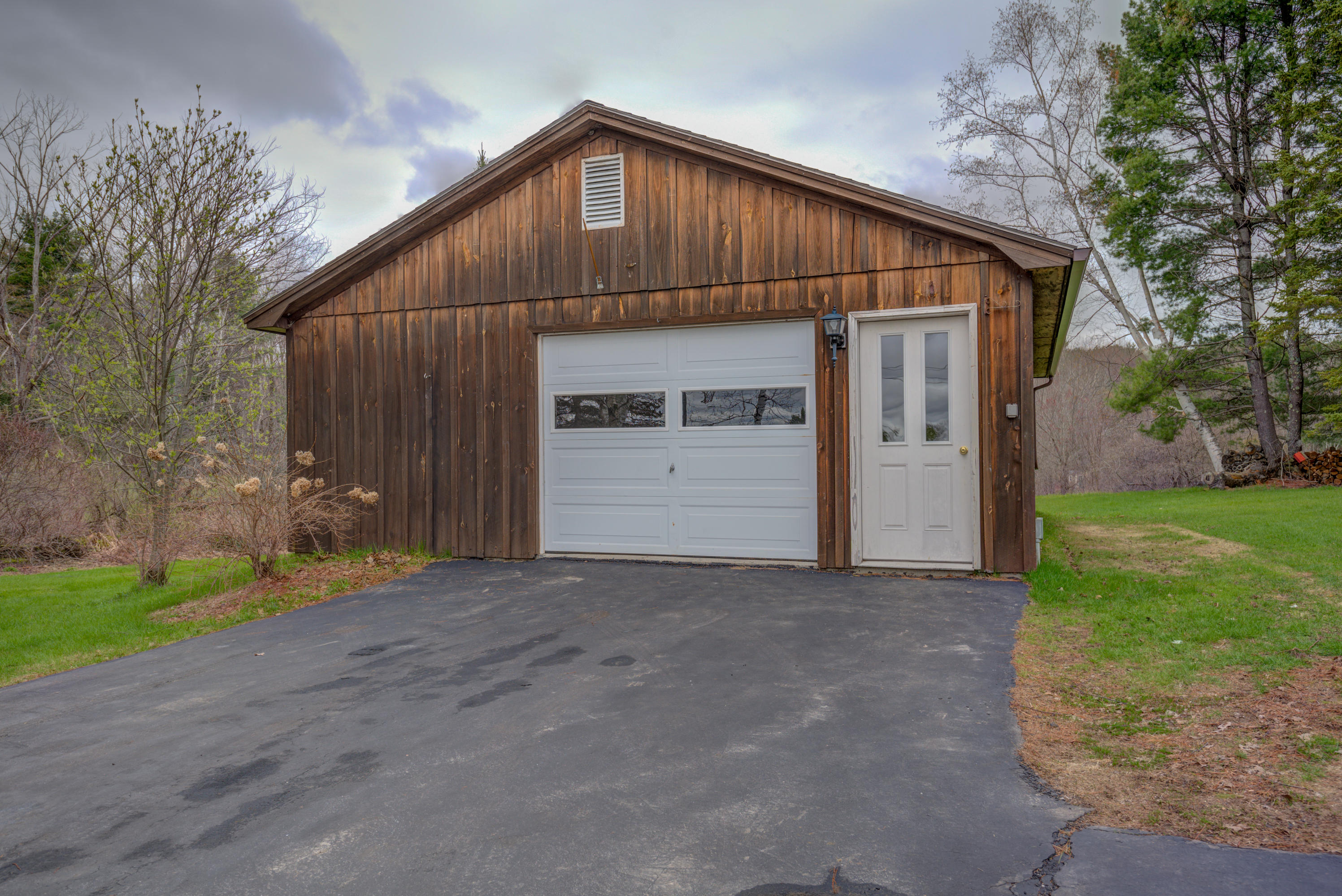 99 Neck Road China, ME 04358 - Photo 5 of 49 Pic#-2