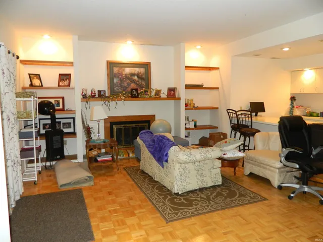 $349,900 | 2648 East Windermere Woods Drive, Bloomington, IN 47401