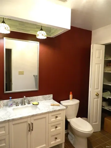 $349,900 | 2648 East Windermere Woods Drive, Bloomington, IN 47401