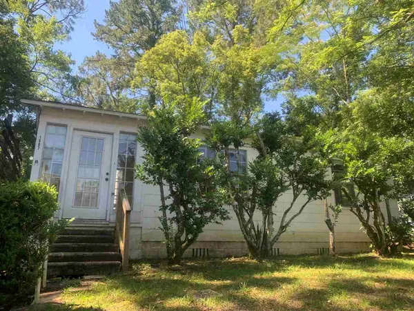$1,495 | 1607 Jackson Bluff Road, Tallahassee, FL 32304