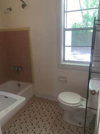 $1,495 | 1607 Jackson Bluff Road, Tallahassee, FL 32304
