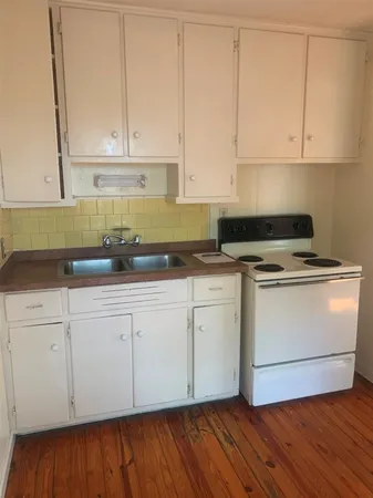 $1,495 | 1607 Jackson Bluff Road, Tallahassee, FL 32304