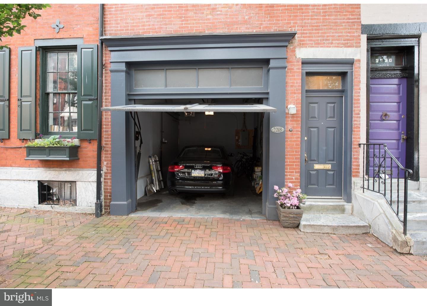 2218 Rittenhouse Square Philadelphia, PA 19103 - Photo 2 of 25 Exterior Front