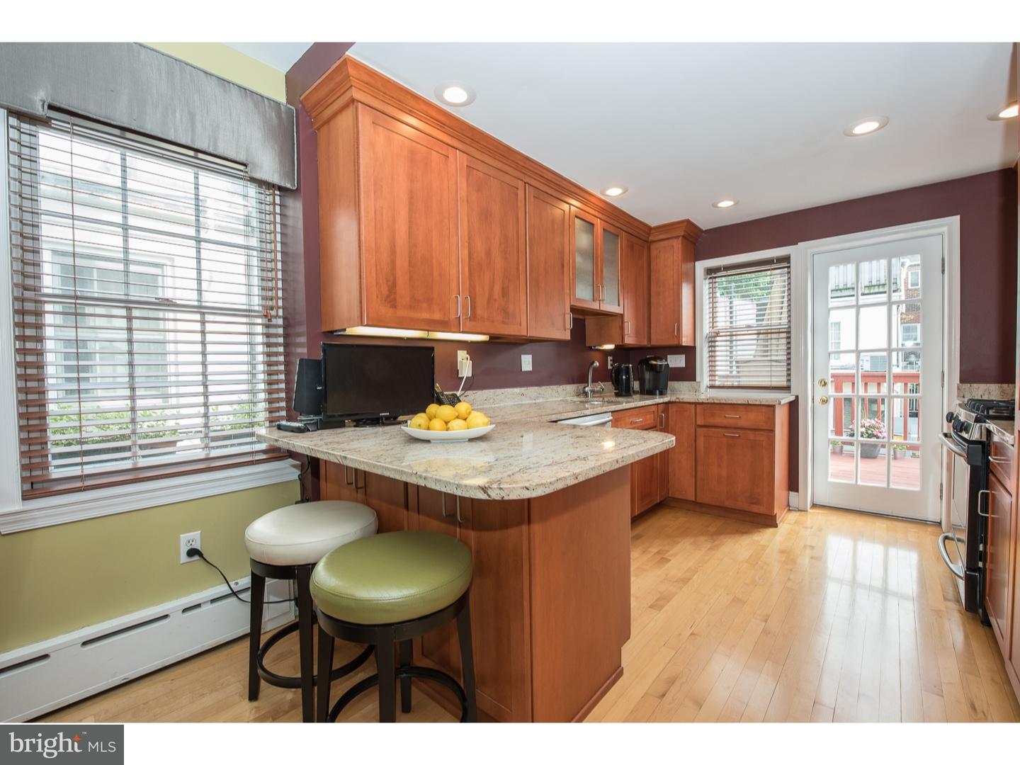 2218 Rittenhouse Square Philadelphia, PA 19103 - Photo 5 of 25 Kitchen