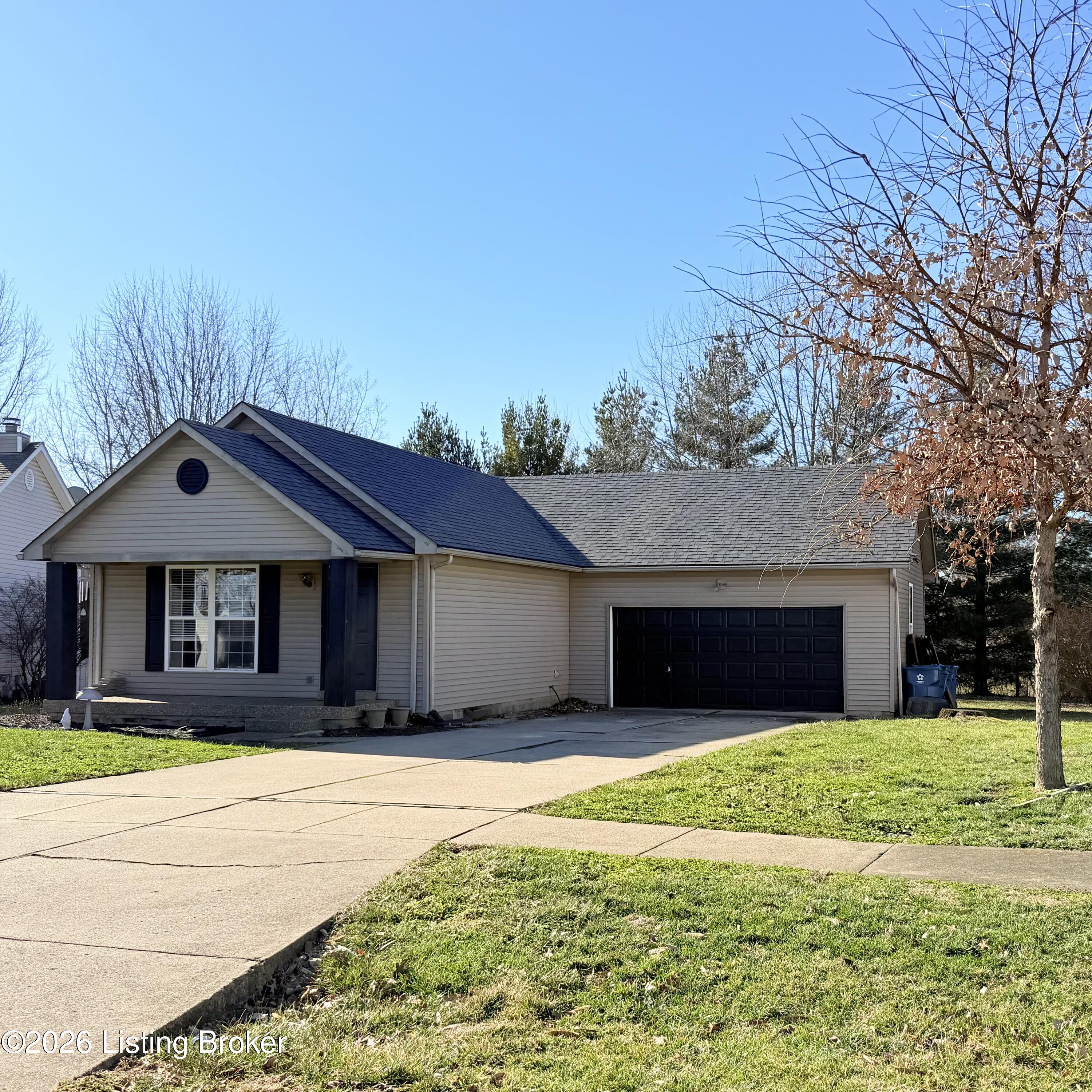 810 Rolling Ridge Circle Simpsonville, KY 40067 - Photo 3 of 29 Sweet bungalow ready for a new owner
