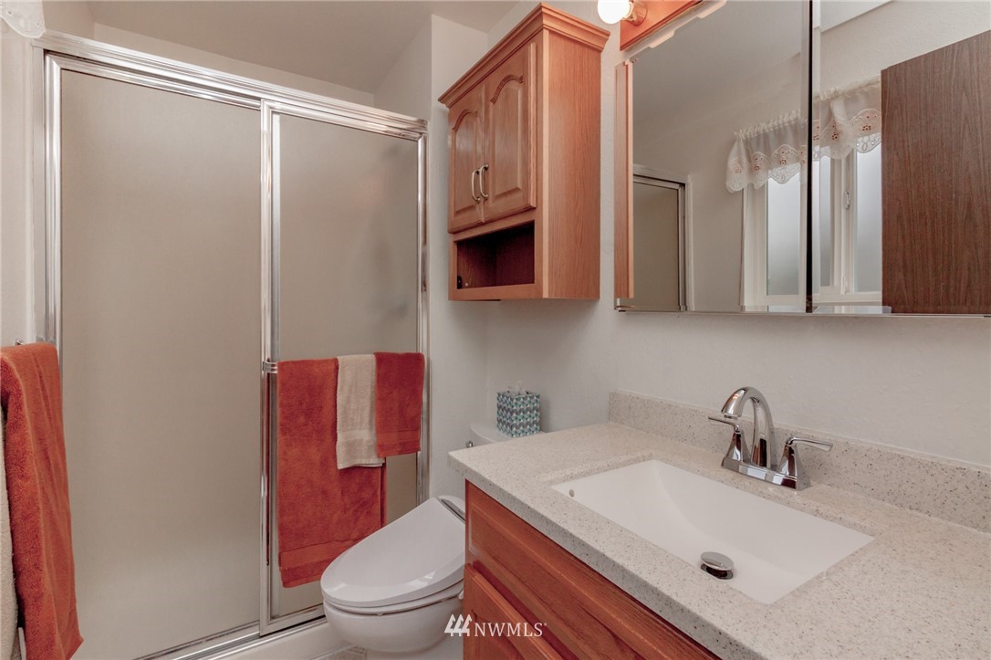 4902 Southeast 2nd Street Renton, WA 98059 - Photo 10 of 18