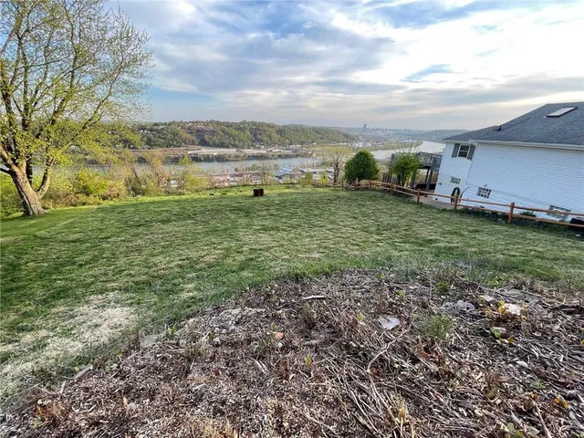 a view of a garden with an outdoor space