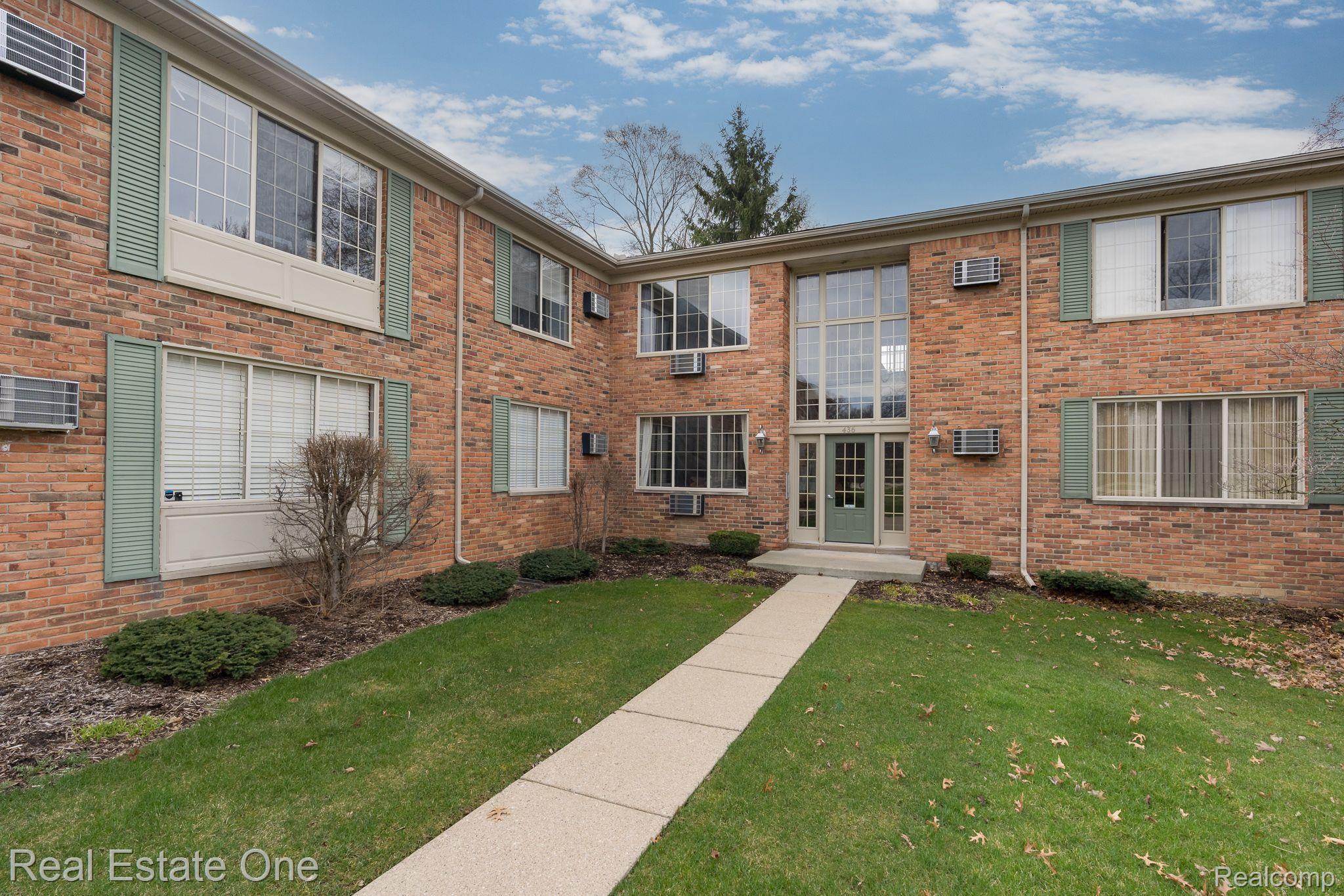 436 Romeo Road, Unit 323 Rochester, MI 48307 - Photo 1 of 19 Entrance 1