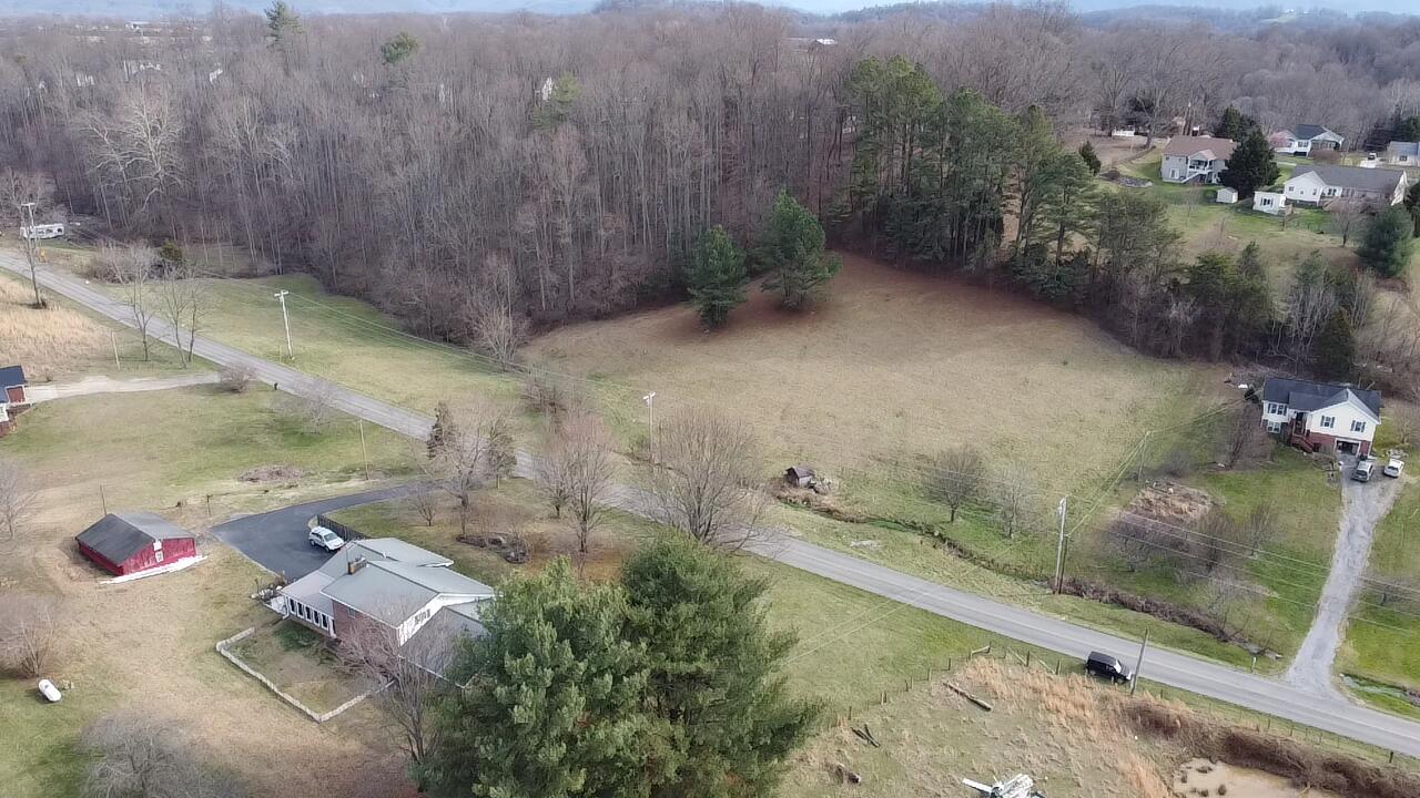 183 Hall Road, Unit 8 9 Jonesborough, TN 37659 - Photo 5 of 21 Land on Hall, the right places!