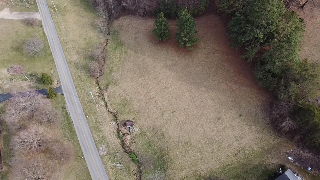 183 Hall Road, Unit 8 9 Jonesborough, TN 37659 - Photo 10 of 21 Creek in front of property!