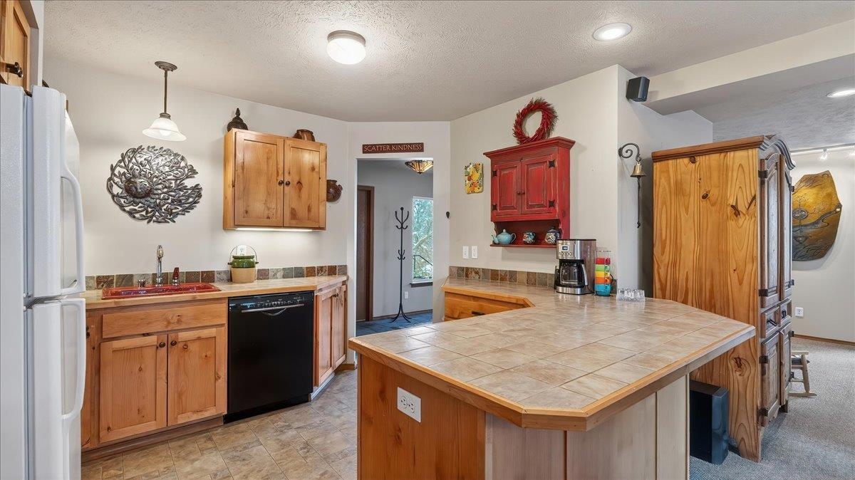 9115 North Mountain View Lane Spokane, WA 99208 - Photo 38 of 50