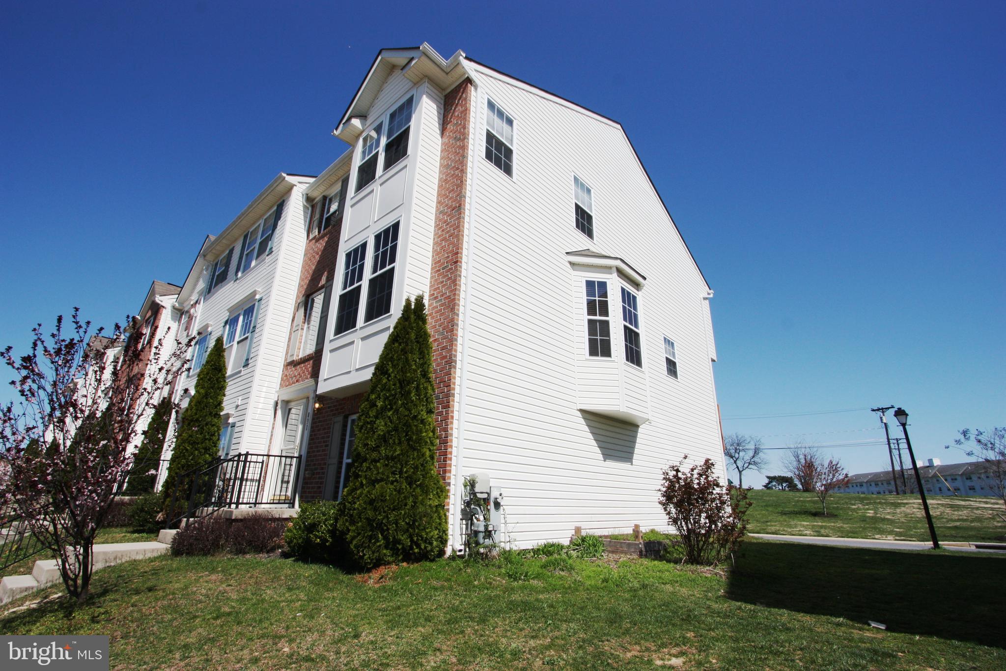 831 Lowe Road Middle River, MD 21220 - Photo 3 of 30