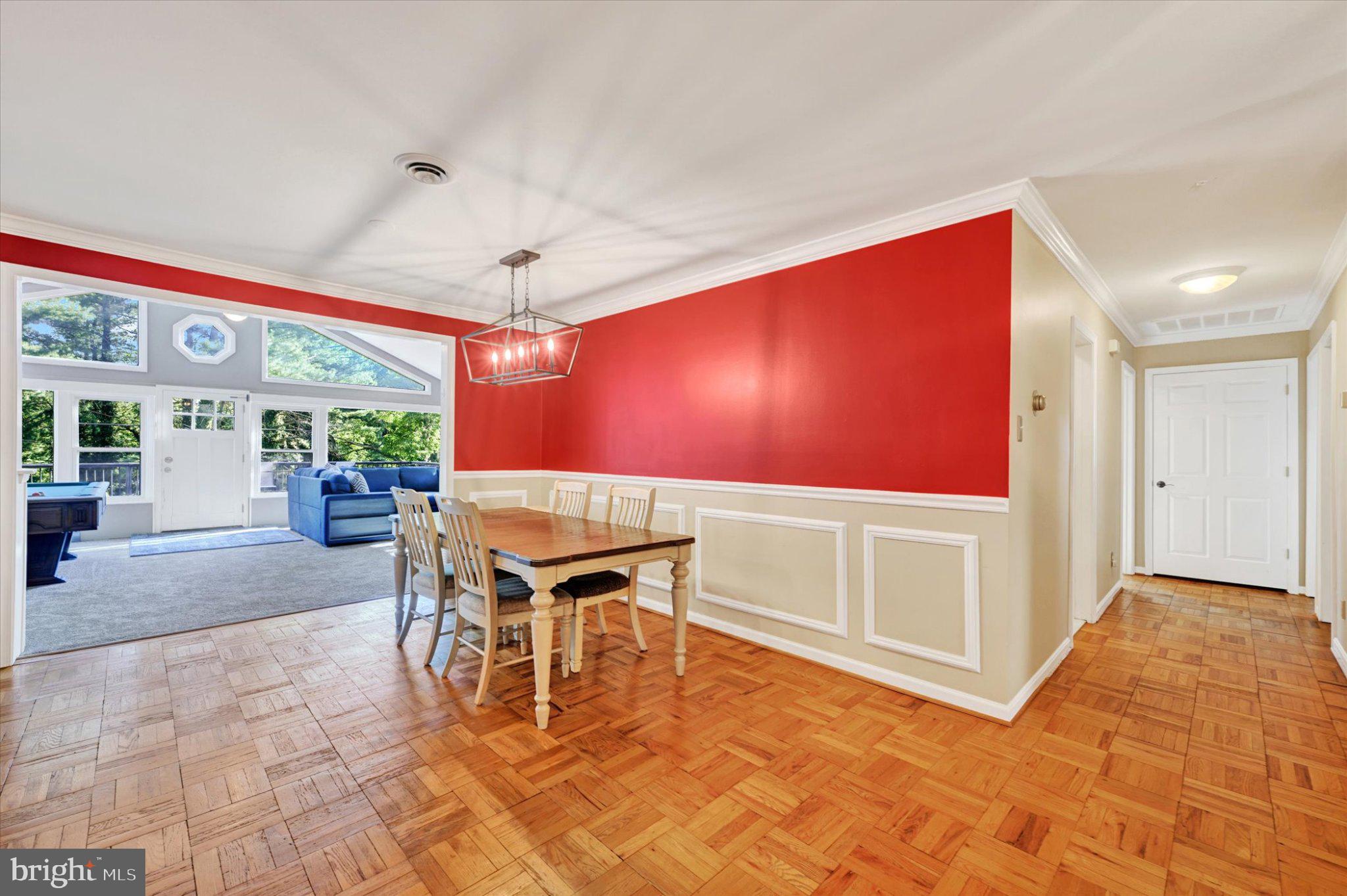 917 Rambling Drive Baltimore, MD 21228 - Photo 6 of 71 Gallery Image 6