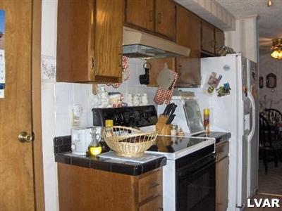 4438 Clover Hollow Road Slatington, PA 18080 - Photo 8 of 9 Kitchen