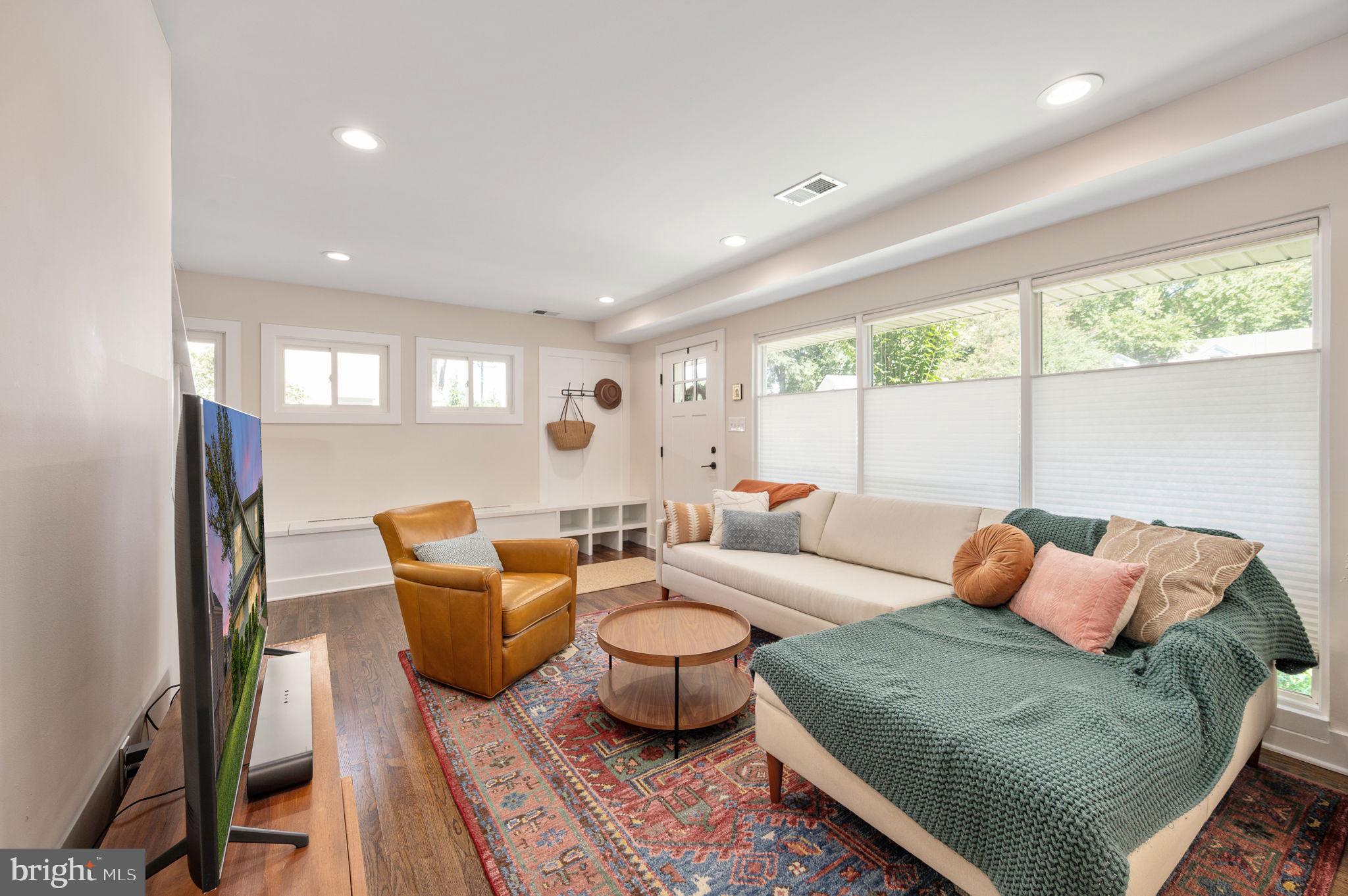 6812 Quander Road Alexandria, VA 22307 - Photo 14 of 41 So much natural light