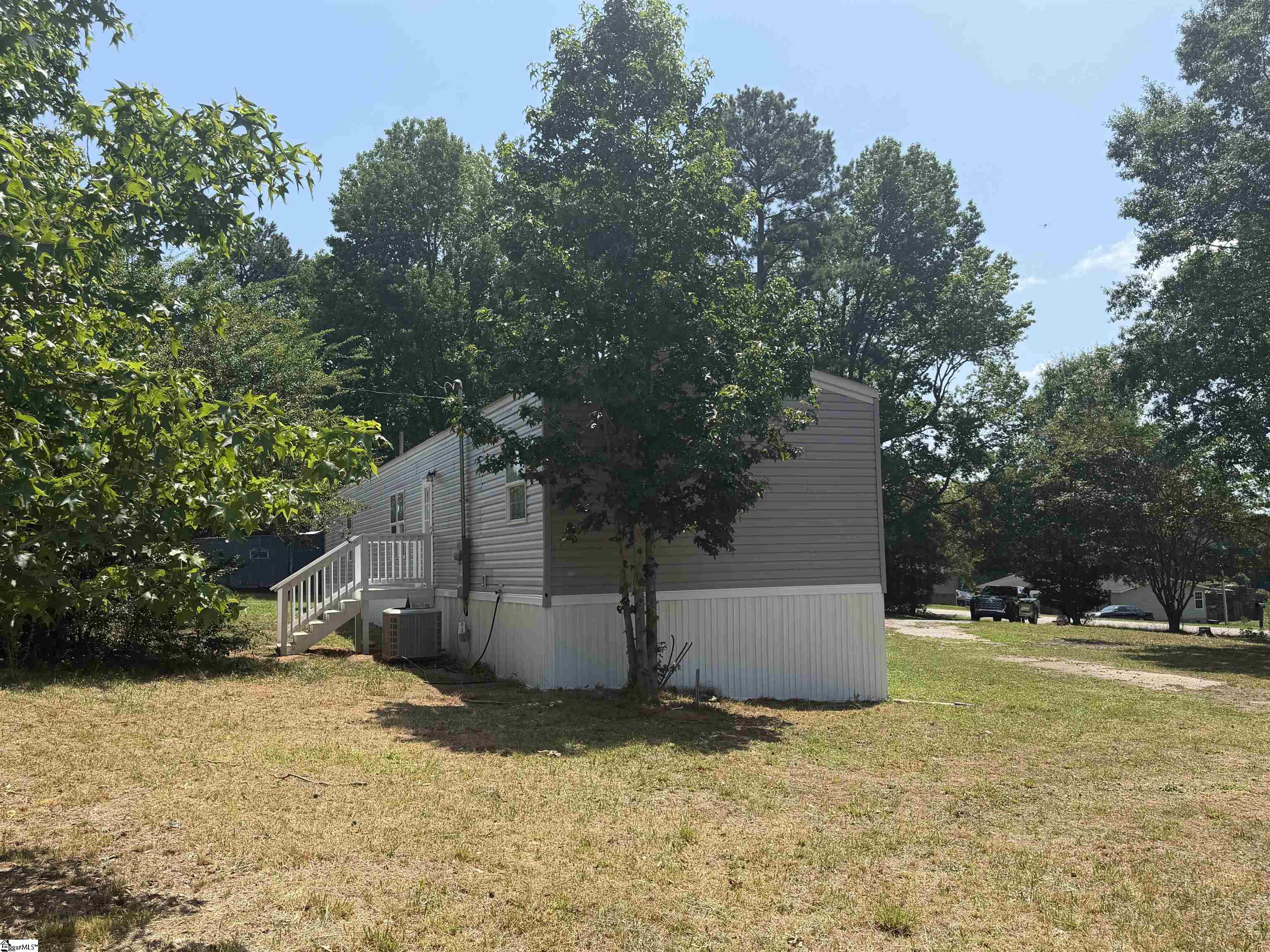 2060 State Rd S-42-8438 Chesnee, SC 29323 - Photo 5 of 19