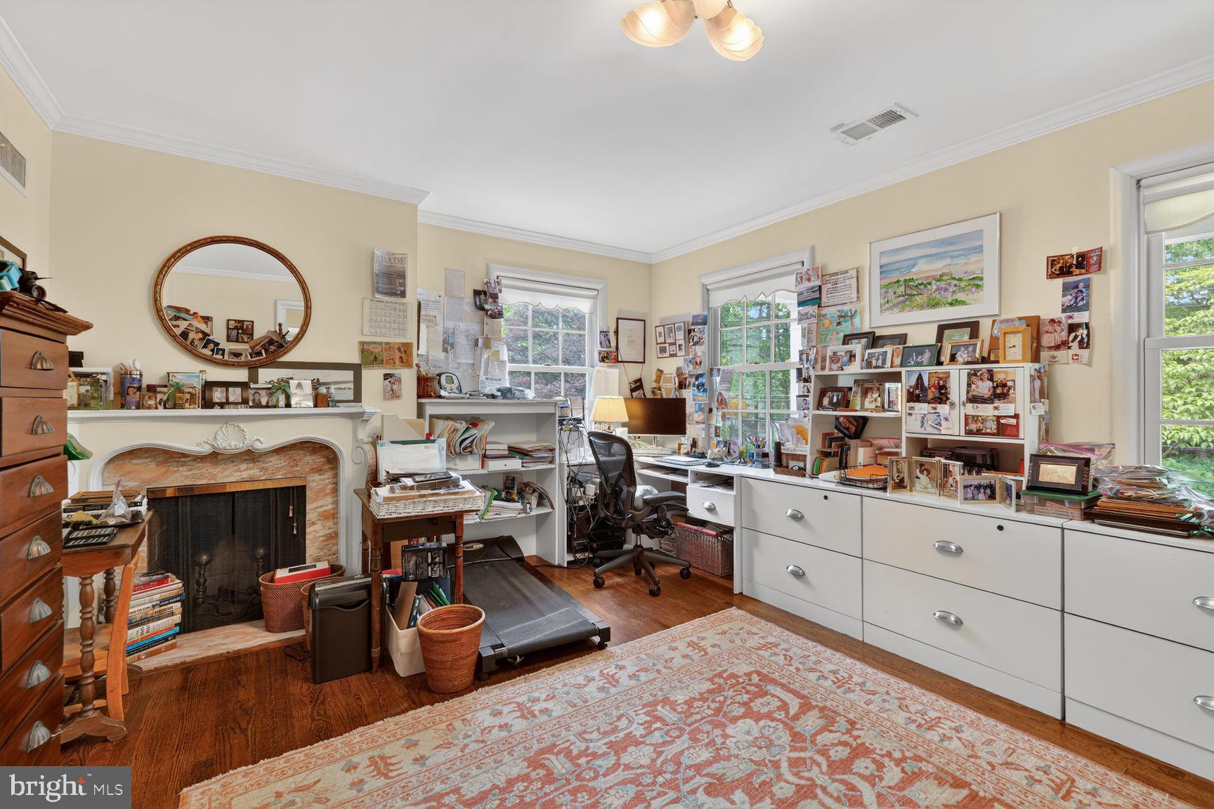 2260 48th Street Northwest Washington, DC 20007 - Photo 22 of 45 Office or sitting room