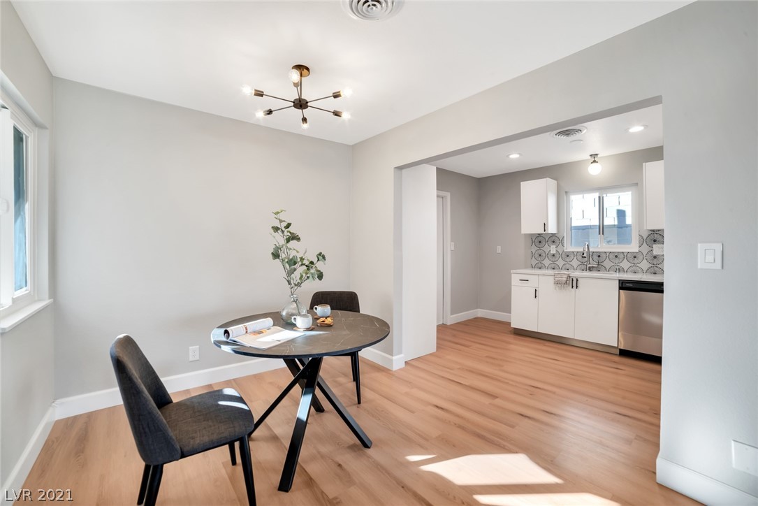 4580 East Flamingo Road Las Vegas, NV 89121 - Photo 3 of 18 Gallery Image 3