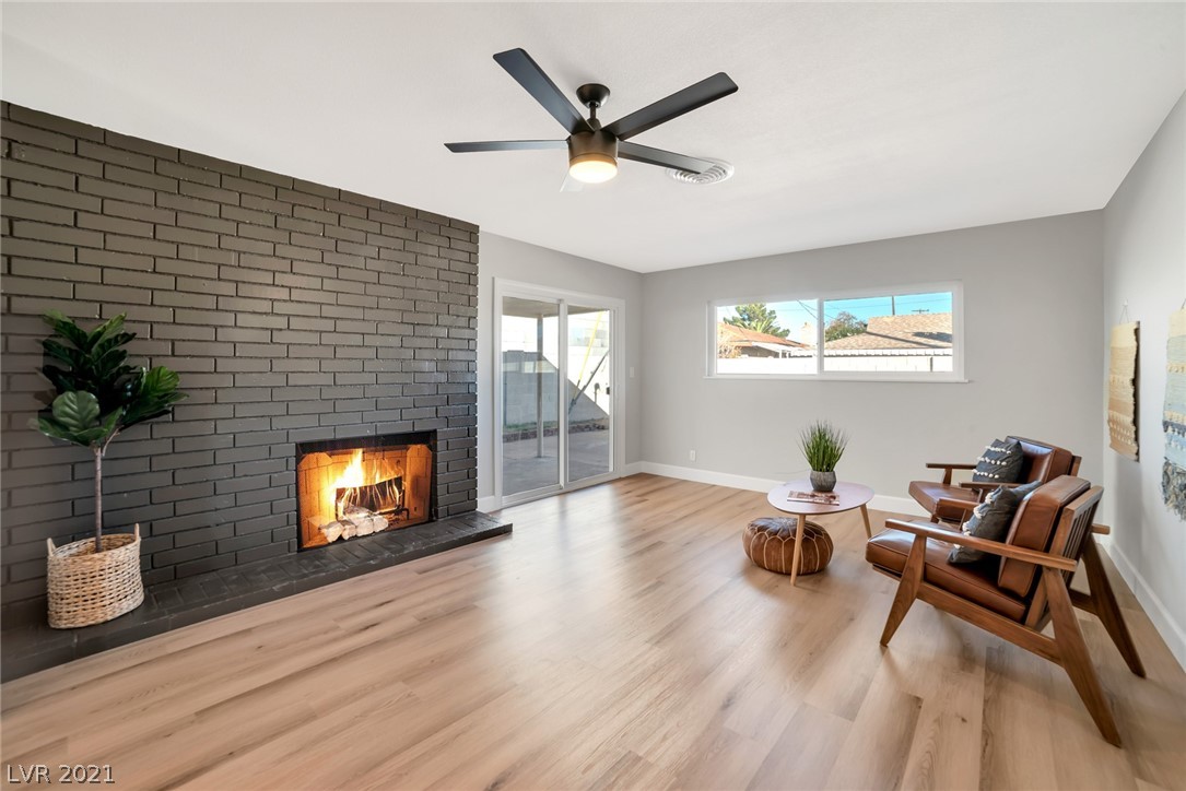 4580 East Flamingo Road Las Vegas, NV 89121 - Photo 5 of 18 Gallery Image 5