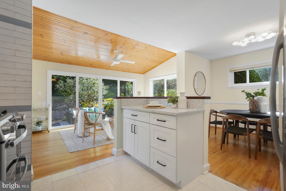 9411 Caroline Avenue Silver Spring, MD 20901 - Photo 13 of 32 Gallery Image 13