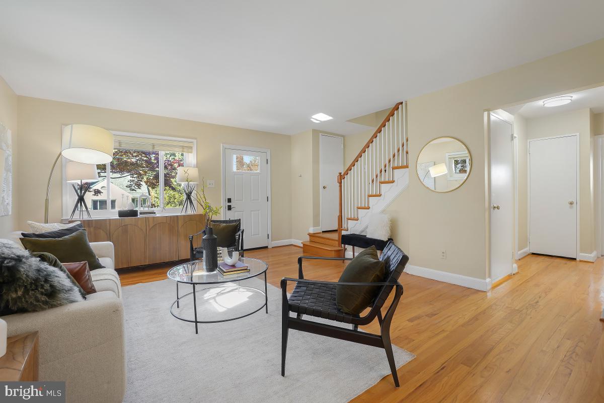 9411 Caroline Avenue Silver Spring, MD 20901 - Photo 5 of 32 Gallery Image 5