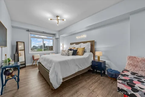 $630,000 | 680 North Green Street, Unit 605, Chicago, IL 60642