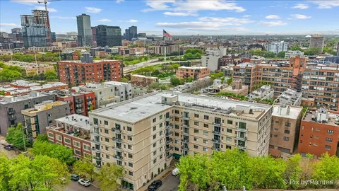 $630,000 | 680 North Green Street, Unit 605, Chicago, IL 60642