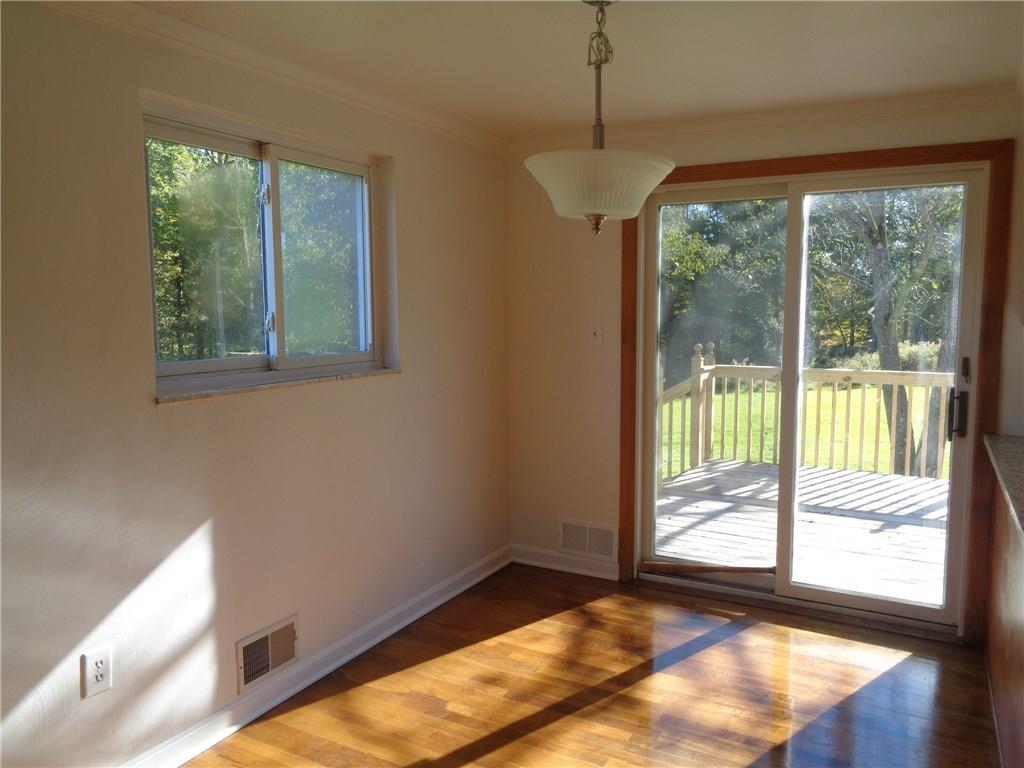236 Ridgeway Drive Baden, PA 15005 - Photo 5 of 16