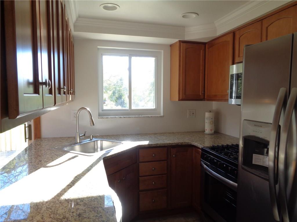236 Ridgeway Drive Baden, PA 15005 - Photo 7 of 16