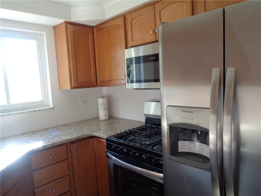236 Ridgeway Drive Baden, PA 15005 - Photo 8 of 16