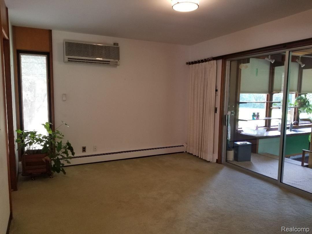 3305 Gotfredson Road Ypsilanti, MI 48198 - Photo 16 of 24 thumbnail (1).jpg