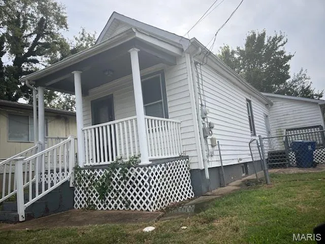 $103,500 | 9604 Gentry Avenue, St. Louis, MO 63125