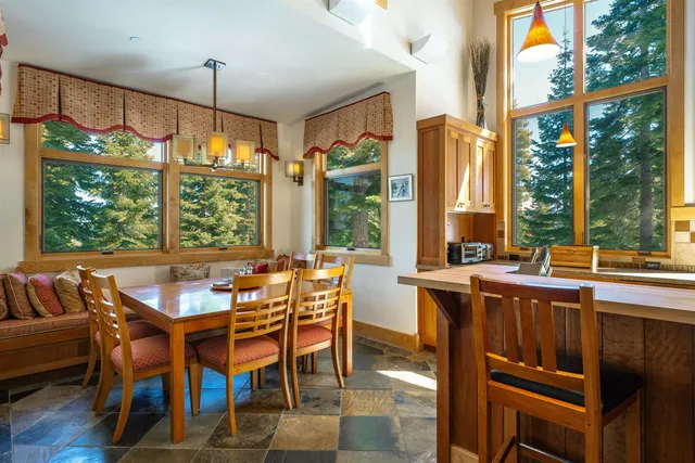 $5,900,000 | 2526 North Summit Place, Truckee, CA 96161