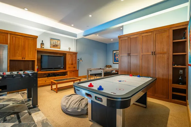 $5,900,000 | 2526 North Summit Place, Truckee, CA 96161