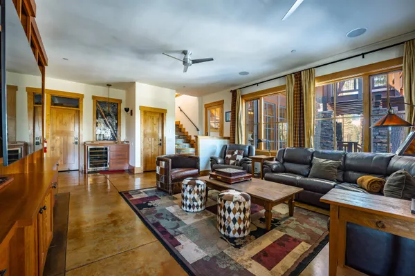 $5,900,000 | 2526 North Summit Place, Truckee, CA 96161