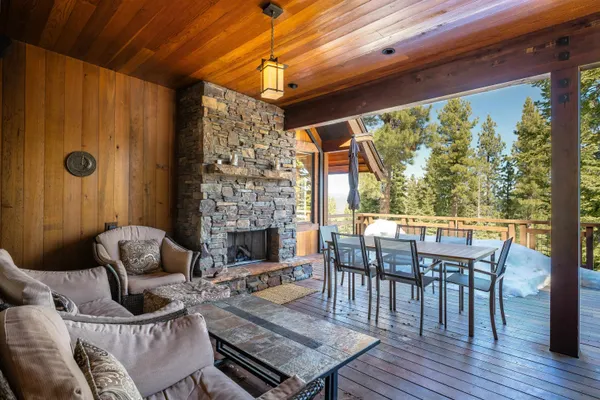 $5,900,000 | 2526 North Summit Place, Truckee, CA 96161