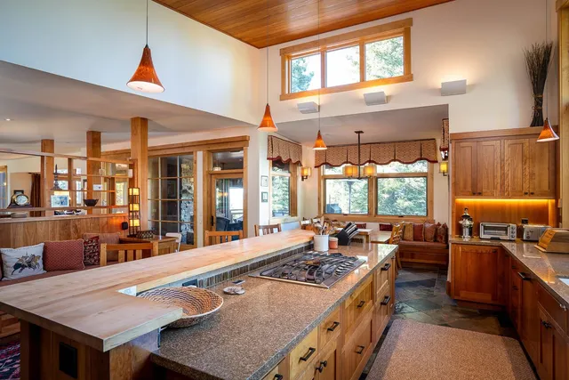 $5,900,000 | 2526 North Summit Place, Truckee, CA 96161