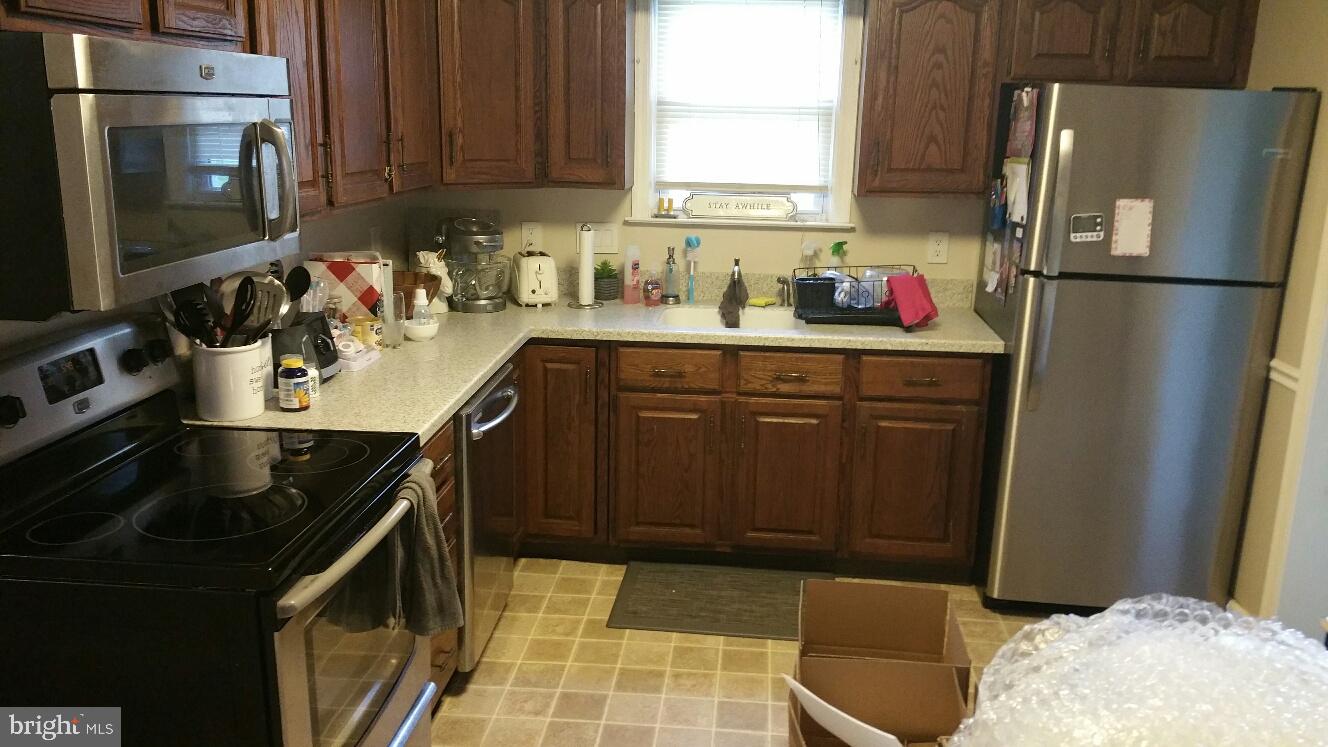 2215 Old Washington Road Westminster, MD 21157 - Photo 12 of 52 Kitchen