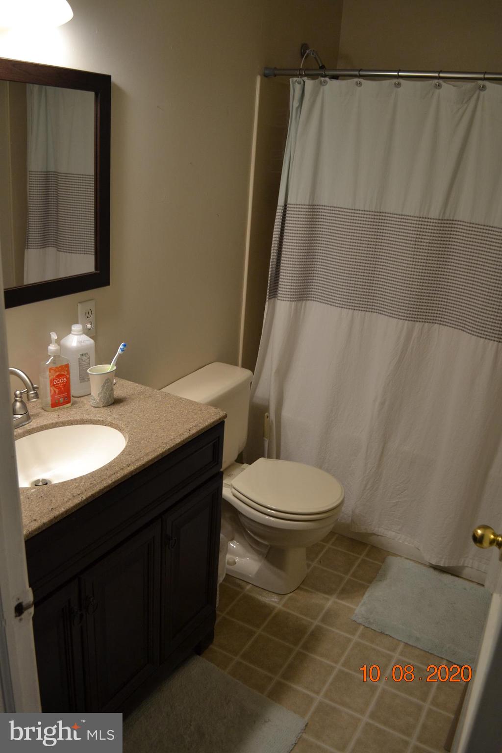 2215 Old Washington Road Westminster, MD 21157 - Photo 22 of 52 1st Floor Bath