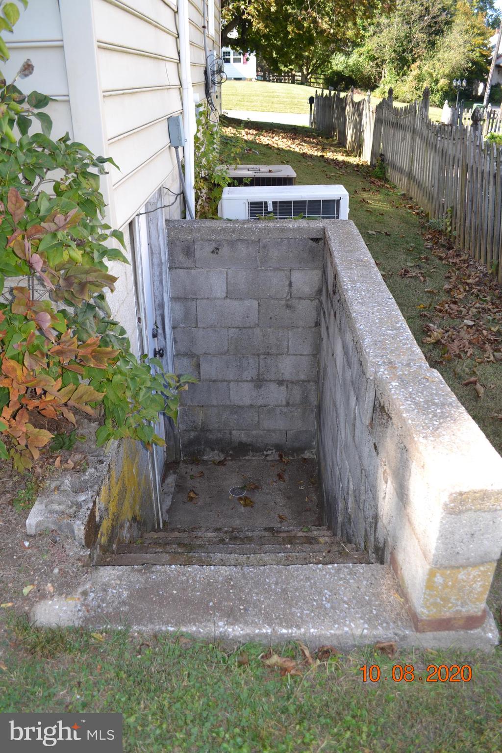 2215 Old Washington Road Westminster, MD 21157 - Photo 47 of 52 Outside basement entrance