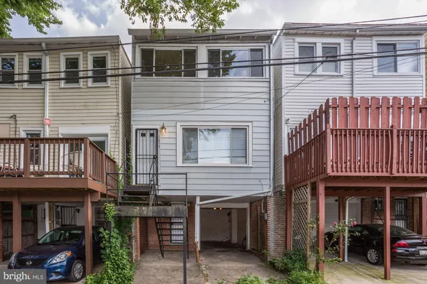 $3,300 | 1015 Quebec Place Northwest, Washington, DC 20010