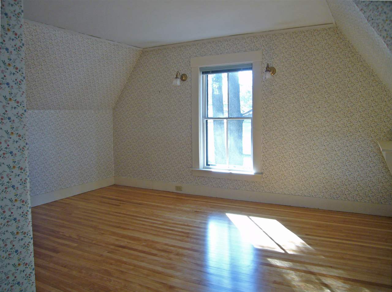 192 Western Avenue Brattleboro, VT 05301 - Photo 15 of 24