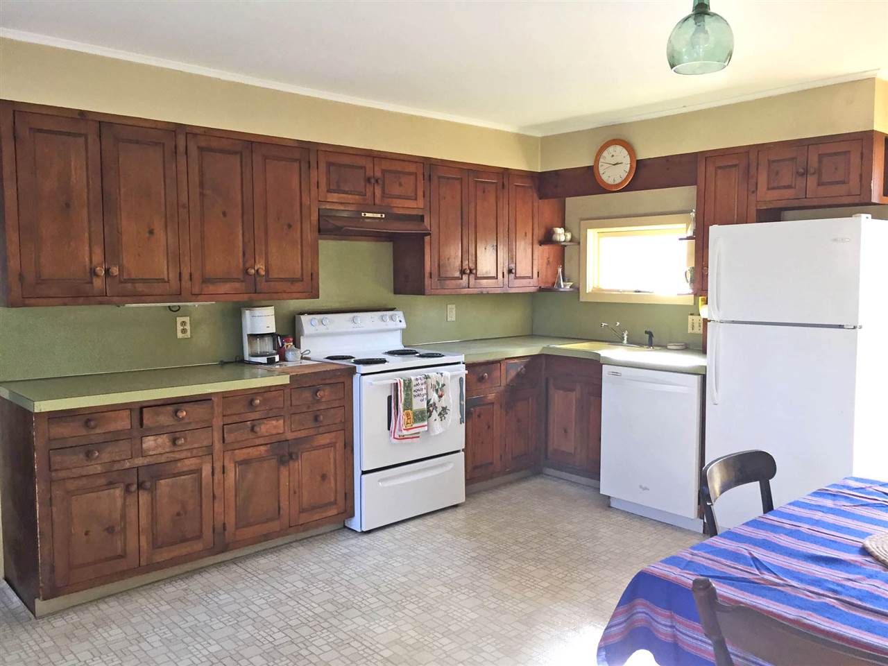 192 Western Avenue Brattleboro, VT 05301 - Photo 5 of 24