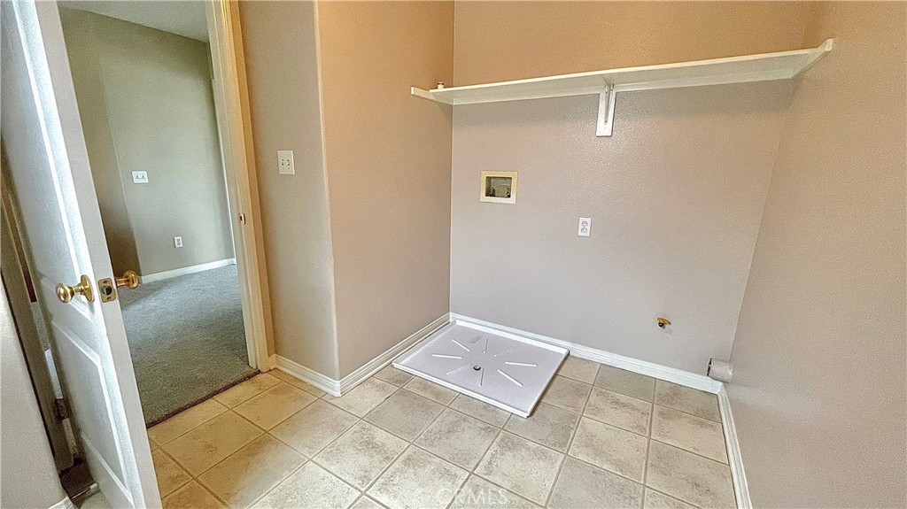 17543 Nutwood Drive Carson, CA 90746 - Photo 14 of 20